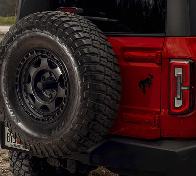 Фото дисков Black Rhino VOYAGER на Ford Bronco
