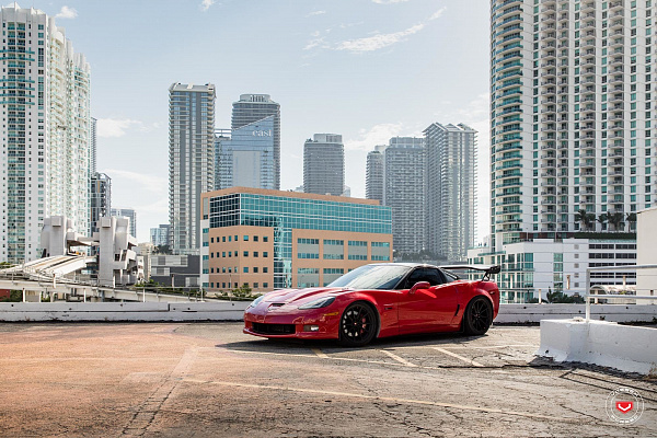 Фото дисков Vossen M-X2 Черный сатин на Chevrolet Corvette C6