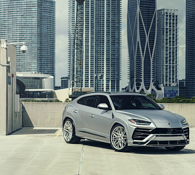 Фото дисков Vossen HF-7 на Lamborghini Urus