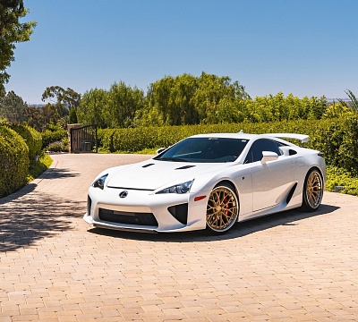 Фото дисков Anrky AN30 на Lexus LFA