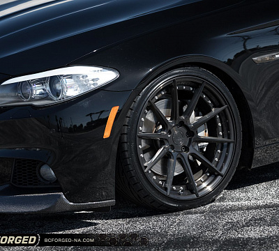 Фото дисков BC Forged HCS04 на BMW 5/M5 (F10)
