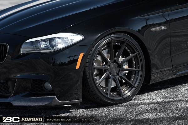 BMW 5 F10 550I