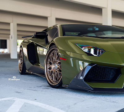 Фото дисков HRE 300 на Lamborghini Aventador
