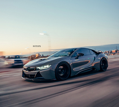 Фото дисков Strasse Wheels SV2 Deep Concave Duoblock на BMW i8