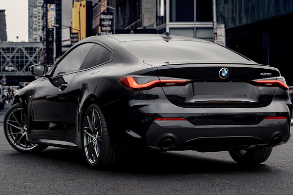 Фото дисков Bola FLR Глянцевый графит на BMW 4/M4 (G22/G82)