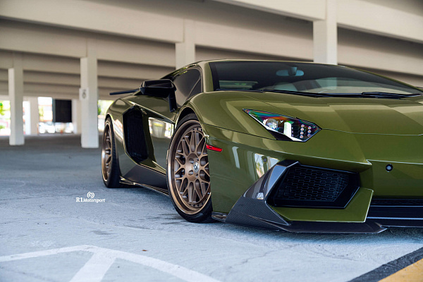 Lamborghini Aventador
