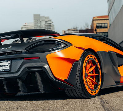 Фото дисков Brixton Forged FDE11 Aerotech на McLaren 600