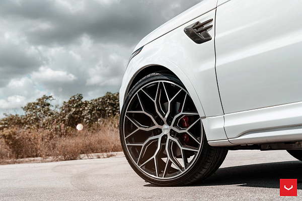 Фото дисков Vossen HF-2 Алмазная проточка на Land Rover Range Rover Sport II