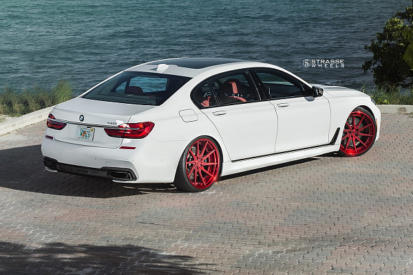 Фото дисков Strasse Wheels SV10T Deep Concave FS Другой цвет на BMW 7 (G11/G12)