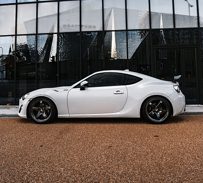 Фото дисков Bola B2R на Toyota GT86