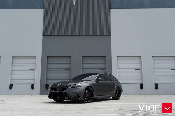 Фото дисков Vossen HF-5 Черный глянец на BMW 5/M5 (G60/G90)