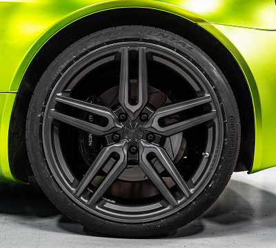 Фото дисков Vossen HF-1 на Aston Martin Vantage 3
