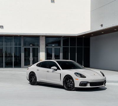 Фото дисков Vossen HF-5 на Porsche Panamera II