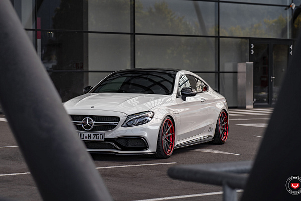 Фото дисков Vossen M-X2 (3-Piece) Глянцевый темный лак на Mercedes-Benz C-Class (W205)
