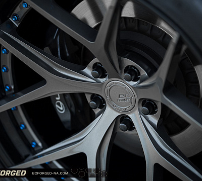Фото дисков BC Forged HCS21 на Lexus LC 500