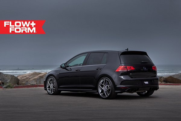 Фото дисков HRE FF11 Серебро на Volkswagen Golf VII