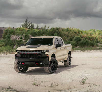 Фото дисков Vossen HF6-4 на Chevrolet Silverado IV