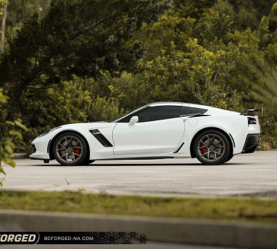 Фото дисков BC Forged RZ05 на Chevrolet Corvette C7