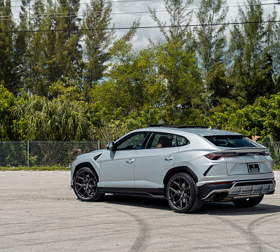 Фото дисков Vossen HF-5 на Lamborghini Urus