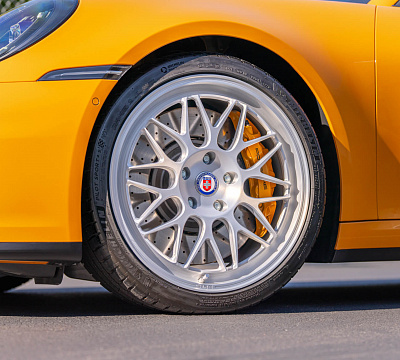Фото дисков HRE 300 GTS на Porsche 911 VIII