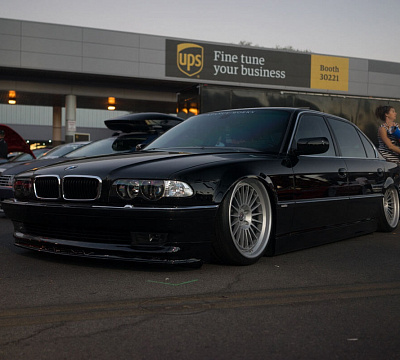 Фото дисков HRE 309 на BMW 7 (E38)