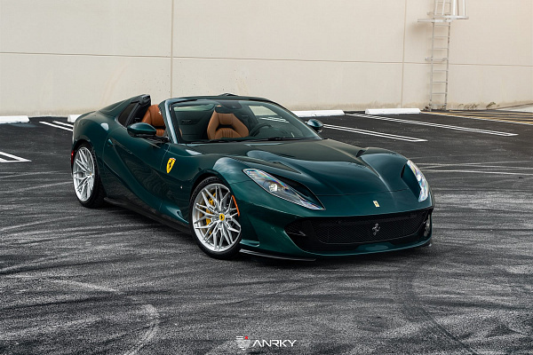 Фото дисков Anrky S1-X1 Глянцевый лак на Ferrari 812