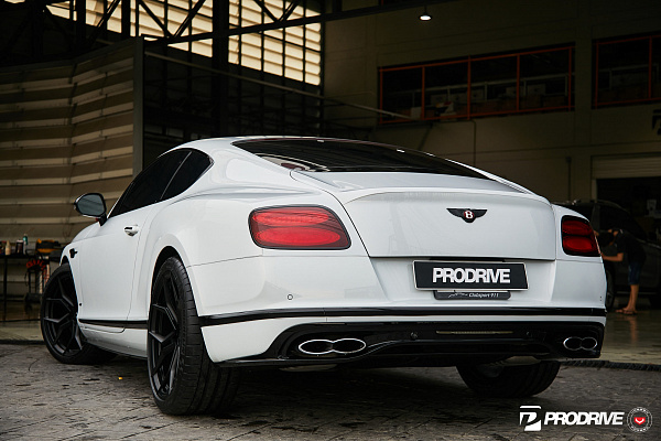 Фото дисков Vossen EVO-3 Черный сатин на Bentley Continental GT II