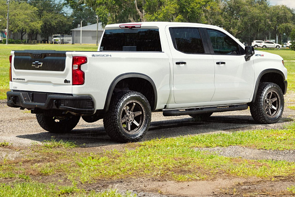 Фото дисков 4PLAY 4PS63 Сатиновая бронза на Chevrolet Silverado IV