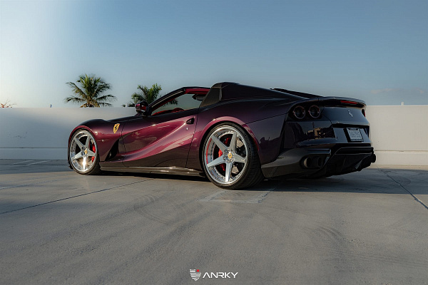 Фото дисков Anrky RS5.3 Полированный лак на Ferrari 812