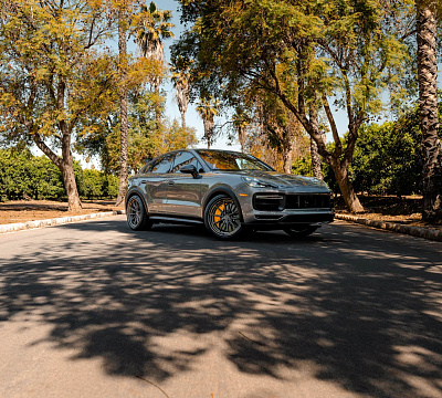 Фото дисков Brixton Forged R11-RS на Porsche Cayenne III