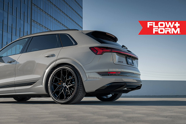 Фото дисков HRE FF10 Черный сатин на Audi E-tron
