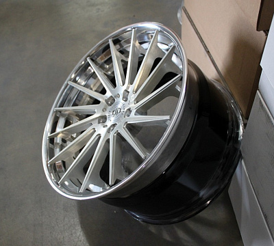 Strasse Wheels SV15T Deep Concave FS