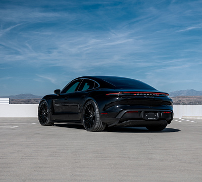 Фото дисков Savini BM16 на Porsche Taycan I