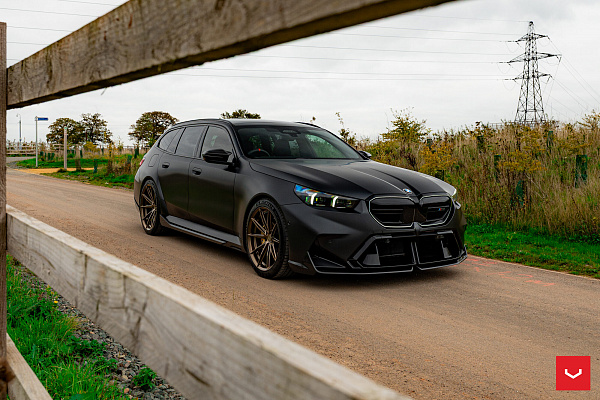 Фото дисков Vossen HFX-2 (5-Lug) Сатиновая темная бронза на BMW 5/M5 (G60/G90)
