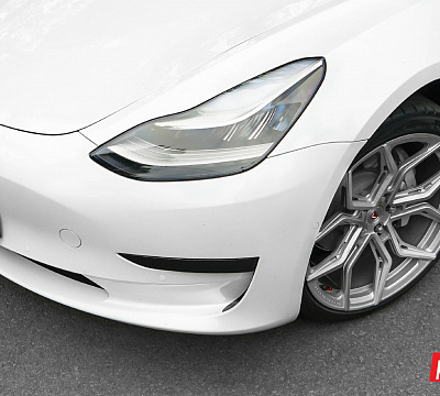 Фото дисков Vossen EVO-3R на Tesla Model 3