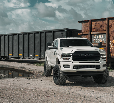 Vossen HFX-1 (8-Lug)