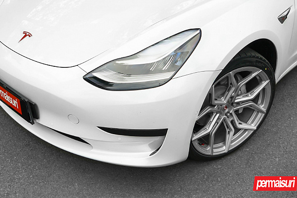 Фото дисков Vossen EVO-3R Глянцевый тонированный лак на Tesla Model 3
