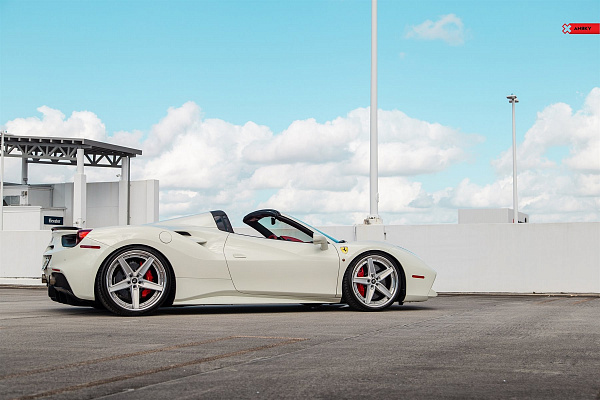 Фото дисков Anrky AN35 Сатиновый лак на Ferrari 488