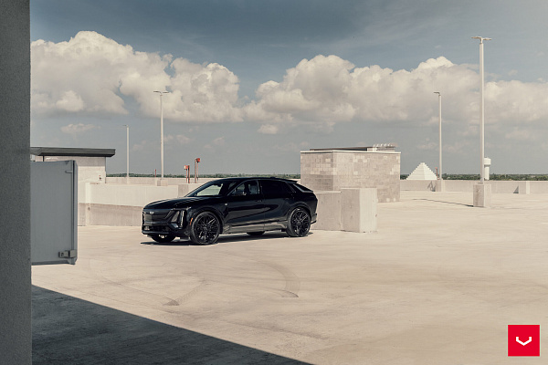 Фото дисков Vossen HF6-5 Черный сатин на Cadillac Lyriq