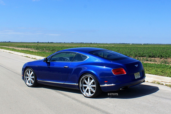 Фото дисков Strasse Wheels T8 Signature Глянцевый лак на Bentley Continental GT II