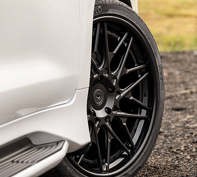 Фото дисков Vossen S17-07 (3-Piece) на Lexus LX III