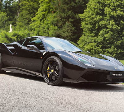 Фото дисков HRE P107 на Ferrari 488