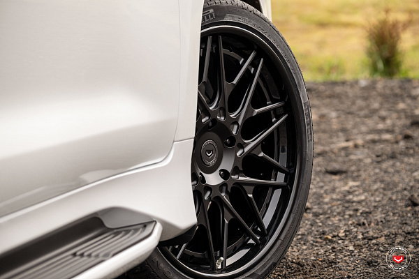 Фото дисков Vossen S17-07 (3-Piece) Черный сатин на Lexus LX III