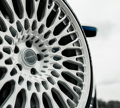 Фото дисков Brixton Forged TR20 на BMW 8/M8