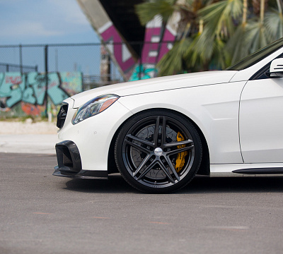 Фото дисков Vossen VFS-5 на Mercedes-Benz E-Class (W212, S212, C207)