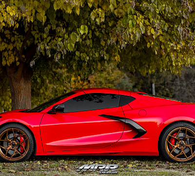 Фото дисков MRR F10 на Chevrolet Corvette C8