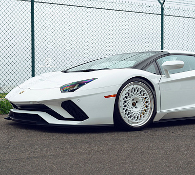 Фото дисков 1886 Wheels S009 на Lamborghini Aventador