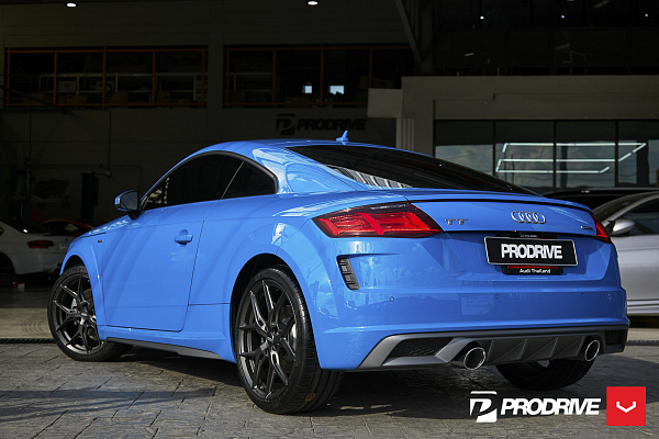 Фото дисков Vossen HF-5 Сатиновый графит на Audi TT (8S)