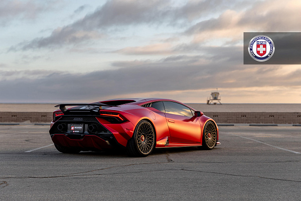 Фото дисков HRE 501M Черный сатин на Lamborghini Huracan