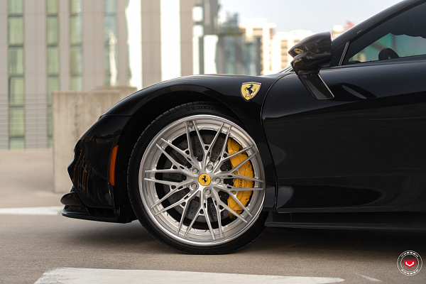 Фото дисков Vossen S21-02 (3-Piece) Глянцевый лак на Ferrari SF90